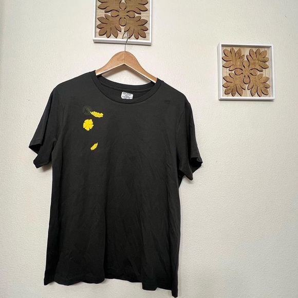 TnC surf lei ilima shirt - Picture 1 of 3